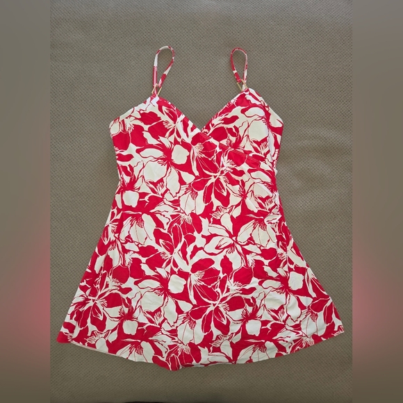 Liz Claiborne women's size 14 one-piece swimsuit - Picture 4 of 16